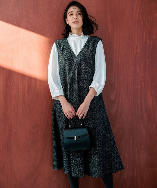 組曲 ファンシーツイード Vネックジャンスカ ブラック系