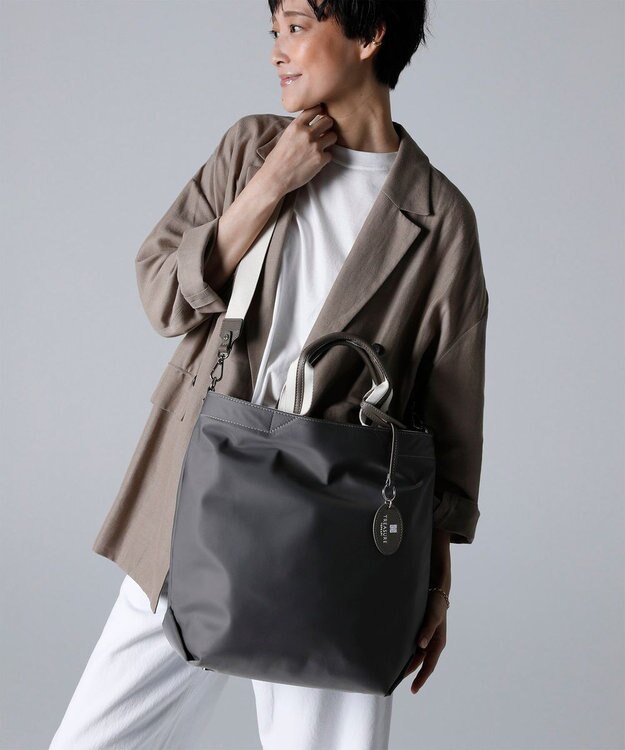 TOPKAPI 【TREASURE TOPKAPI】ストライプハンドル ナイロン 縦型 2way トートバッグ A4対応 ダークグレー