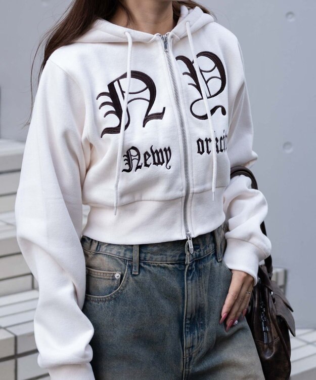 WEGO グラフィック裏起毛ショートZIPパーカー ホワイトアイボリー