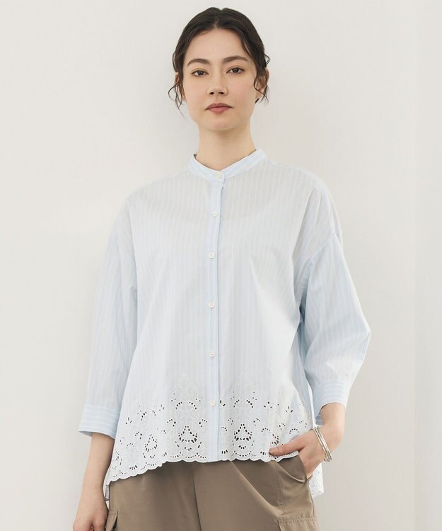 自由区 エンブロイダリーブロードバンドカラー ブラウス サックス×オフ