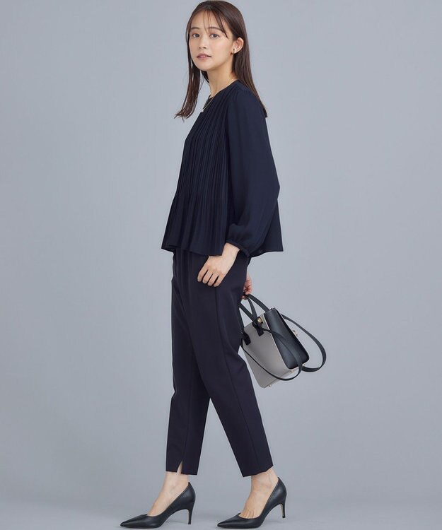 組曲 ライトダブルクロス テーパードパンツ ネイビー系