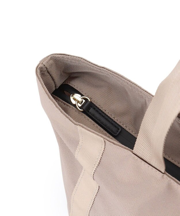 TOCCA 【A4サイズ対応・サスティナブル素材】RAINY WAY 2SET BAG レイントートバッグ ベージュ系