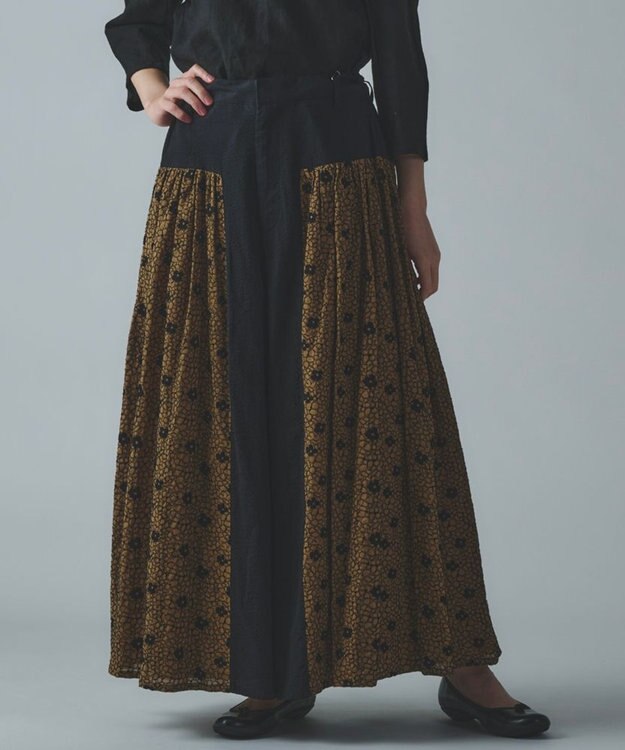 muuc 【手刺繍のような刺繍が美しい】ハイドランジア 切り替えパンツ ベージュ