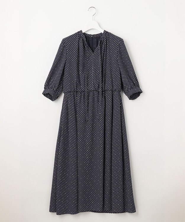 23区 L 【洗える】バックサテンアムンゼンレーユルダイヤプリント ワンピース ネイビー系