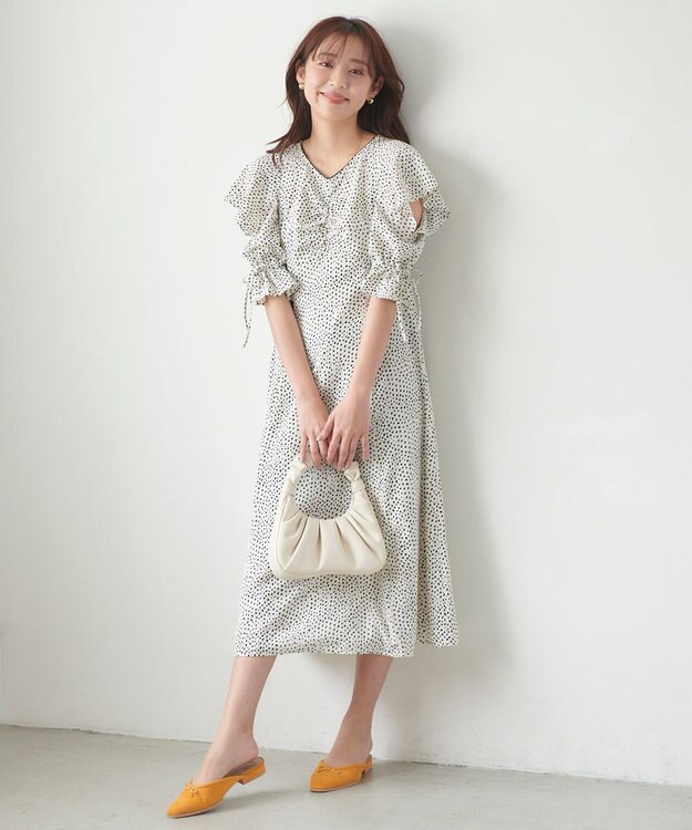 Feroux 【洗える】ショルダーオープンドット ワンピース ホワイト系5