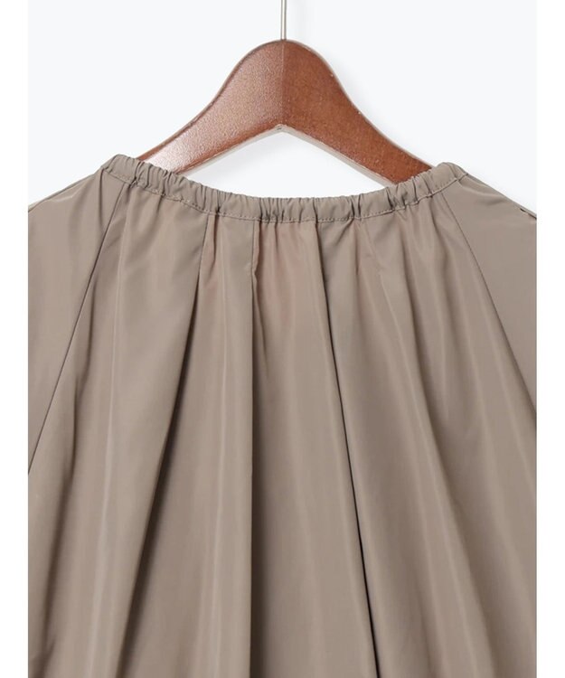 Te chichi ノーカラーギャザージップブルゾン モカ