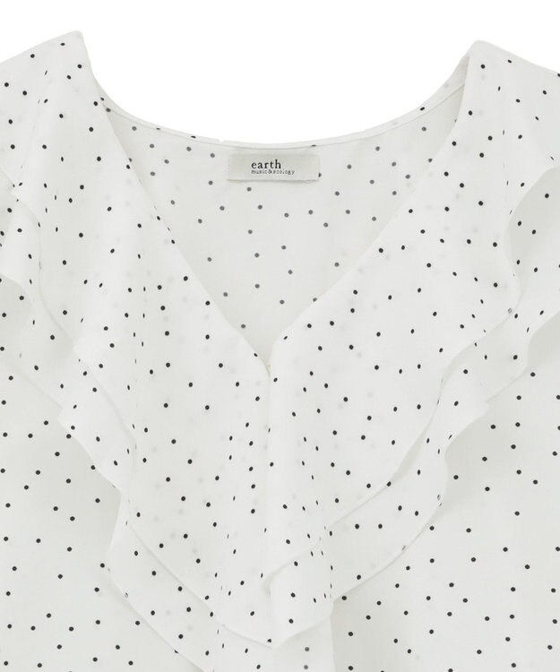 earth music&ecology ラッフルカラーブラウス Dot