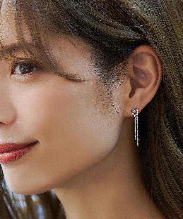 Tiaclasse 【金属アレルギー対応】シャイニーフリルピアス シルバー