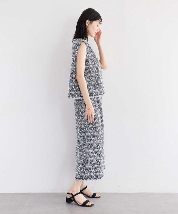 YECCA VECCA フラワーレースブラウス Navy