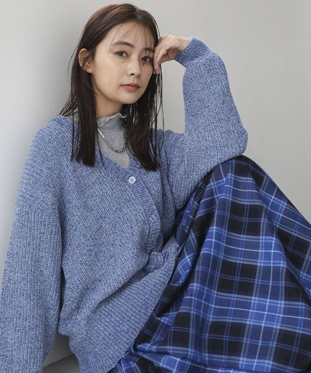 Green Parks ベロアモールＶネックカーディガン Sax