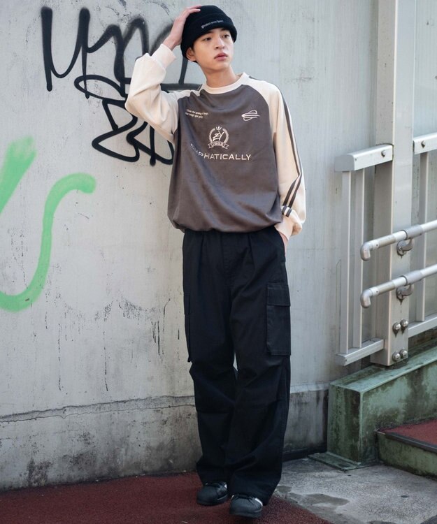 WEGO 【ユニセックス着用ITEM】フェイクスウェードゲームプルオーバー ブラック中濃色