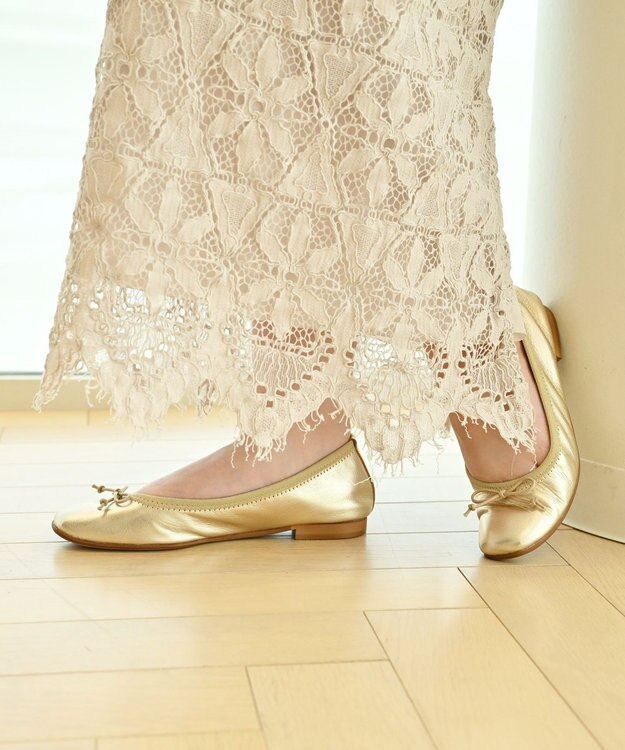 nouvelleRobe Oū 【本革・高反発】Square スクエアトゥ メタリックバレエシューズ ライトゴールド