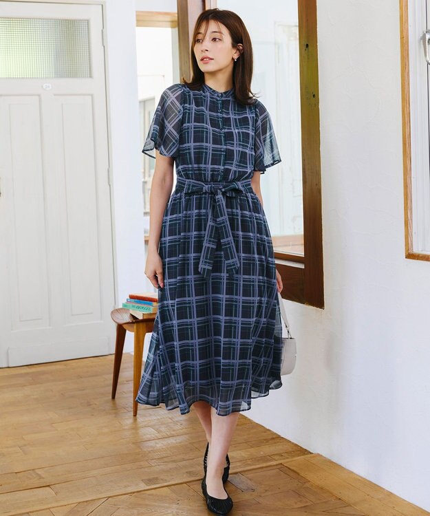 Tiaclasse L 【新色追加・洗える】チェック柄フレア袖シアーワンピース ネイビー