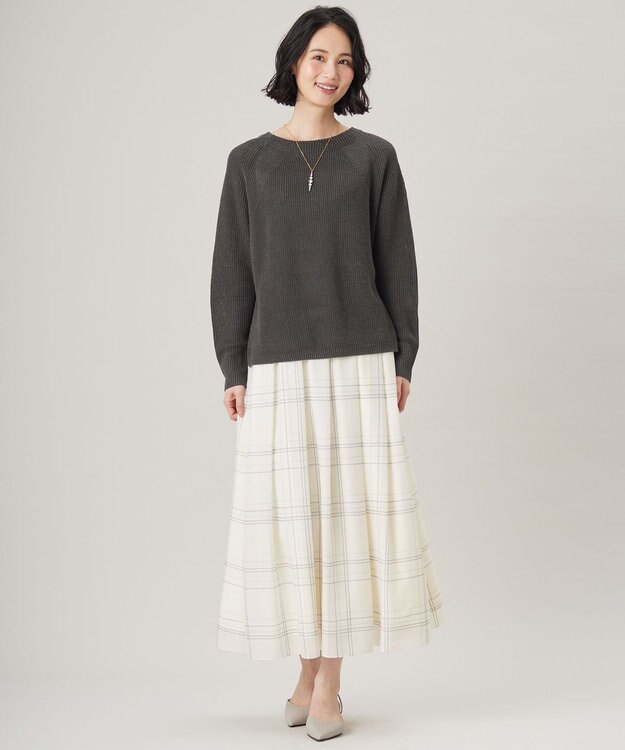 自由区 L 【カタログ掲載・WEB限定カラーあり・洗える】リネンミドルゲージボートネック ニット [新色]スレート