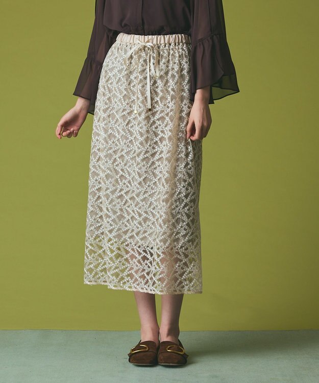 GRACE CONTINENTAL スターembチュールスカート キナリ