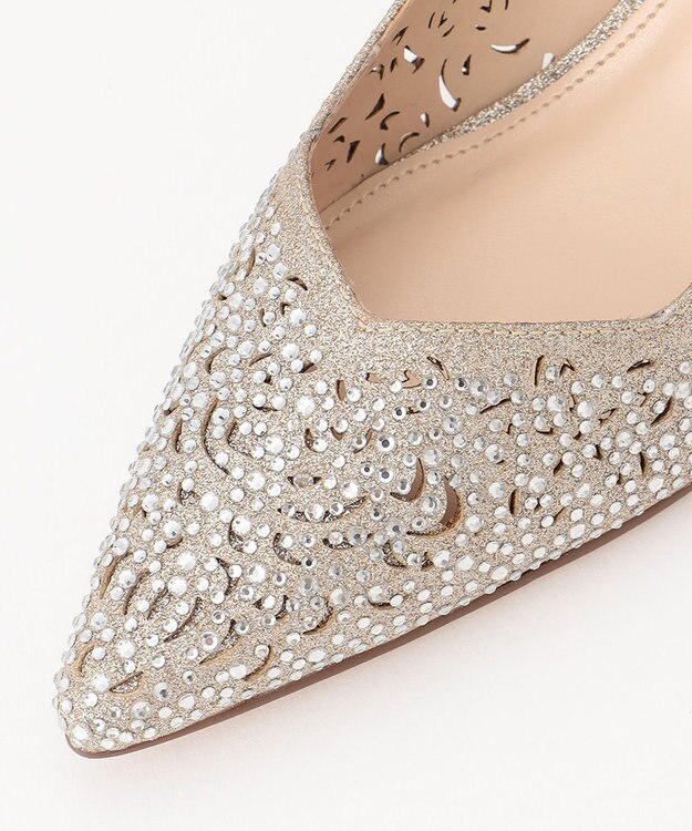 GRACE CONTINENTAL RSカットワークローヒール ベージュ