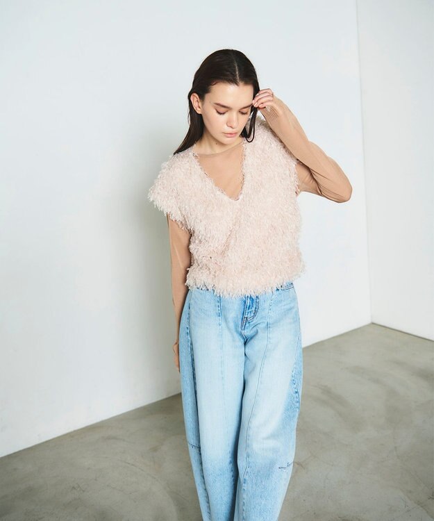GRACE CONTINENTAL フェザーカットトップ ベージュ