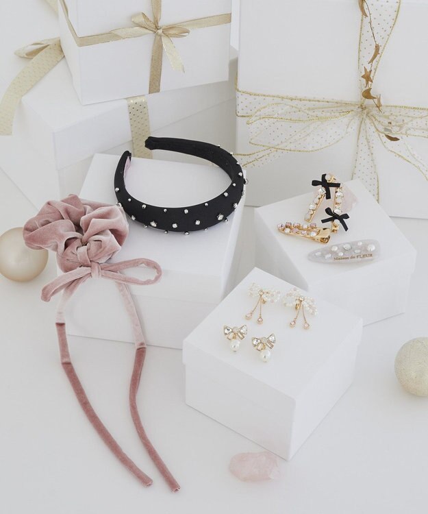 Maison de FLEUR ビジューカチューシャ Black