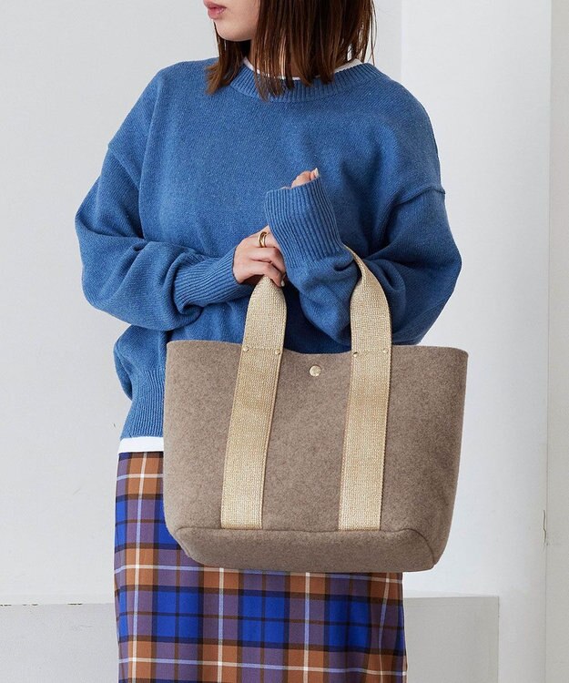 TOPKAPI 【TREASURE TOPKAPI】イタリアンフェルト ラメテープ トートバッグ 2023 グレージュ