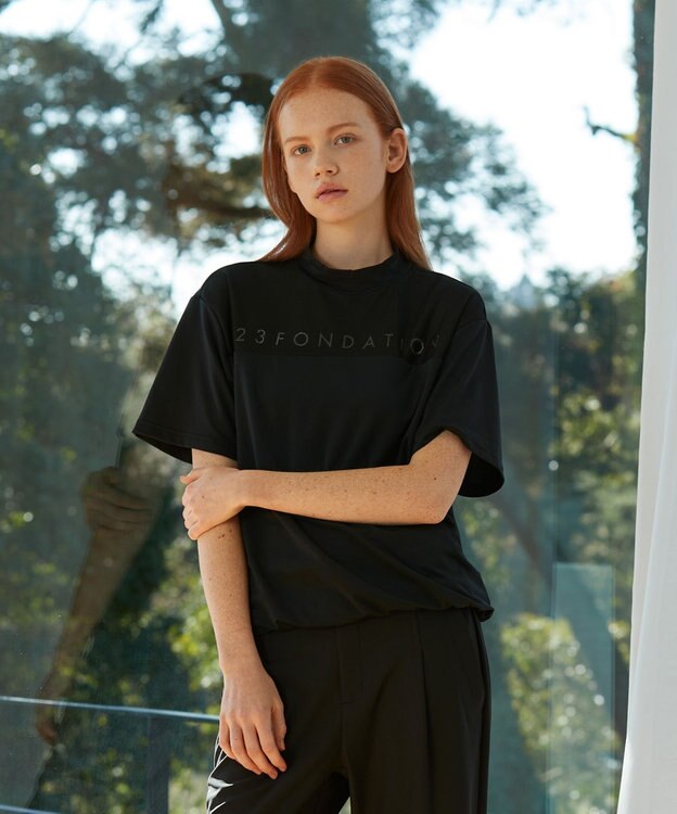 23区GOLF 【23Fondation/WOMEN】フロントロゴ モックネックプルオーバー ブラック系