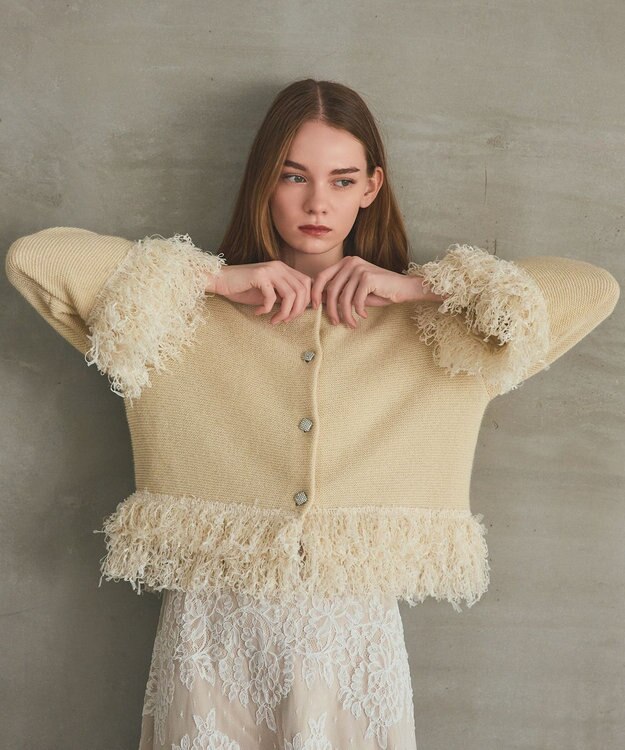 GRACE CONTINENTAL ラメフェザーフリンジカーディガン キナリ