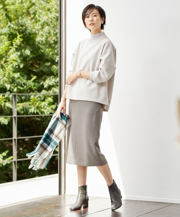 J.PRESS LADIES L ニードルパンチ ハイネック カットソー ベージュ系