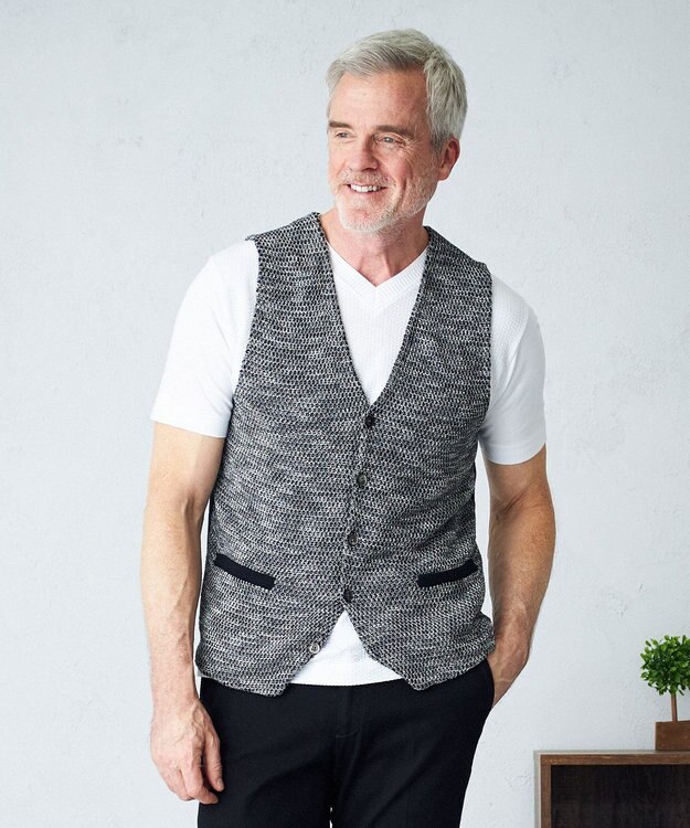 JOSEPH ABBOUD 【清涼感/軽い/洗える】 スラブギマニットベスト ブラック系