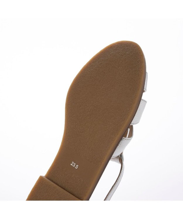 ing <ing>【WEB限定】グルカフラットサンダル シルバー