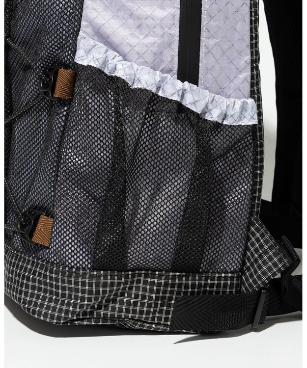 JOSEPH ABBOUD MOUNTAIN 【軽量/ECO撥水】ライトリップストップバックパック　21L ホワイト系