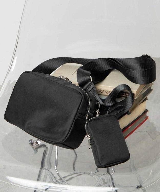 WEGO ポーチ付きスクエアショルダー ブラックその他