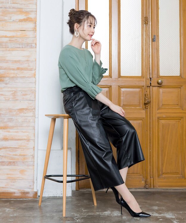 Tiaclasse 【洗える】洗練された女性スタイルを叶えるフェイクレザーワイドパンツ ブラック