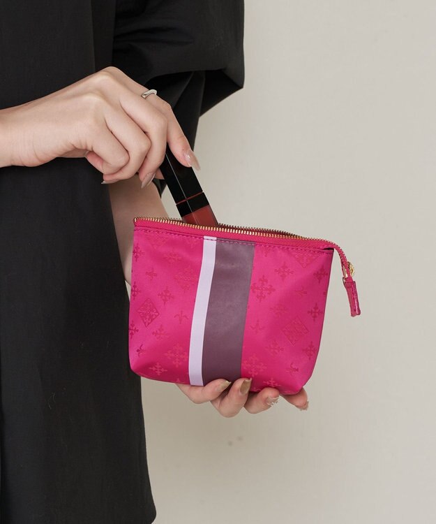 russet ラインプリントポーチ S(Z-227) Cherry