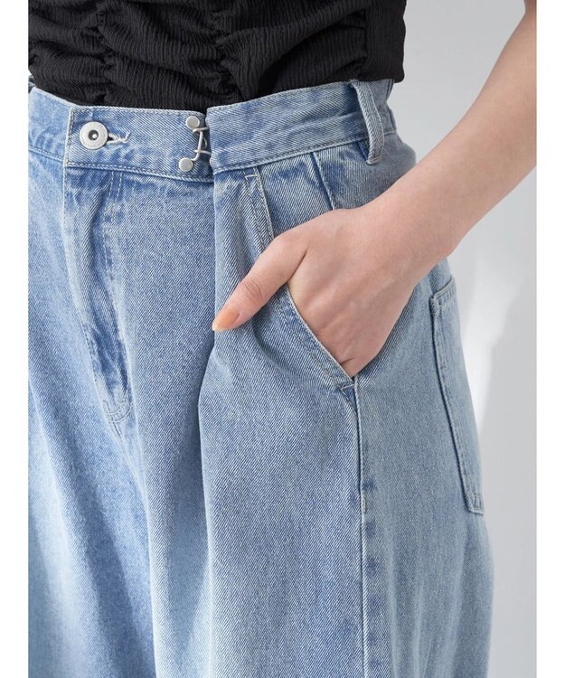 earth music&ecology タックホックデニムパンツ Light Indigo