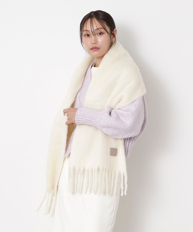 MOONBAT 【WEB限定】FURLA ウール混シャギー無地マフラー/幅40cm オフホワイト