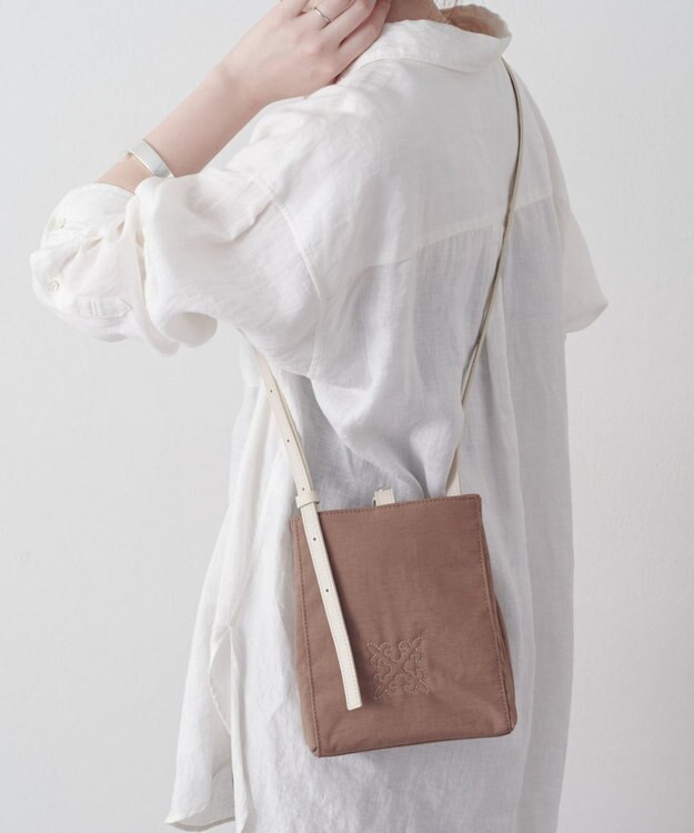 russet ナイロンミニショルダーバッグ(Z-235) Brown