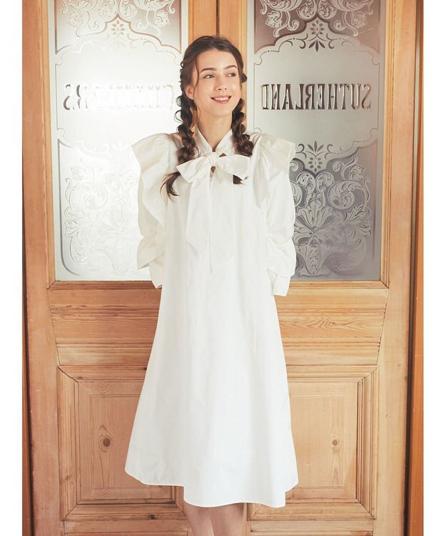 Maison de FLEUR ラッフルボウタイワンピース White