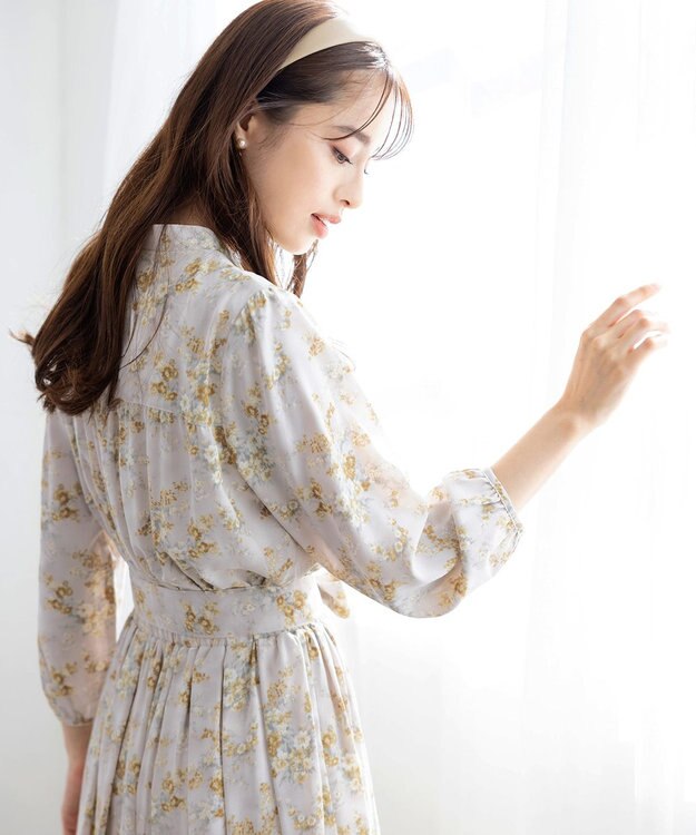 Tiaclasse L 【洗える】花柄フレアワンピース グレージュ