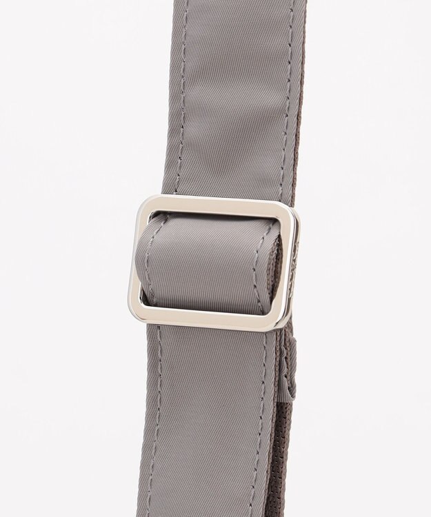 Y'SACCS スクエアすっきりトート SSサイズ グレージュ