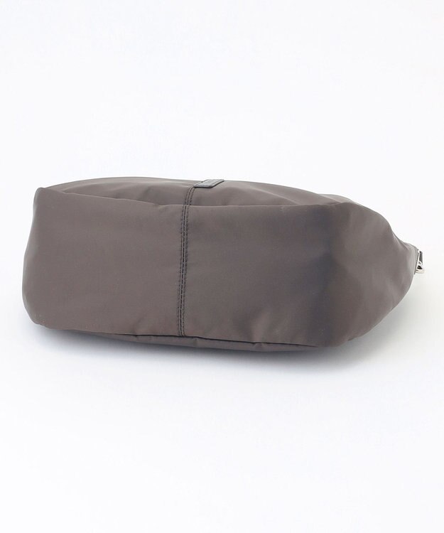 Y'SACCS ツイルナイロン　カーブショルダー　Sサイズ チョコ