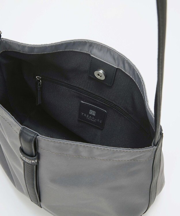 TOPKAPI 【TREASURE TOPKAPI】ナイロン センターベルト 2way ショルダーバッグ　軽量 / 肩掛け ミディアムグレー