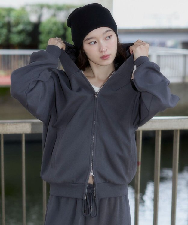 WEGO 【ユニセックス着用ITEM/SMLサイズ展開】ボンディングZIPパーカー ブラック中濃色