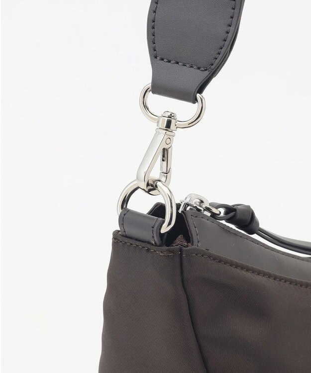 Y'SACCS ツイルナイロン　カーブショルダー　Sサイズ チョコ