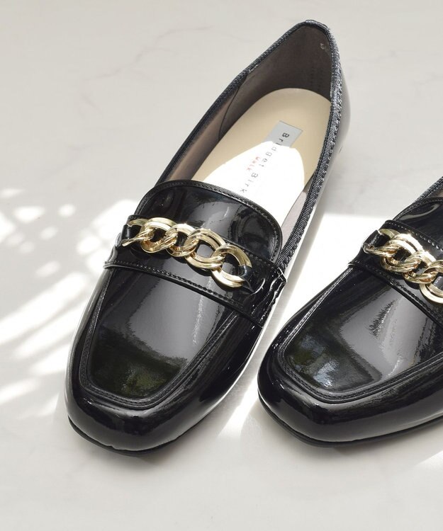 Bridget Birkin 【Bridget Birkin walk】チェーンモチーフローファーウォーキングパンプス ブラックエナメル