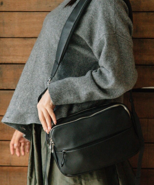 UNBILLION Otias アンティーク仕上げタイプ合皮ショルダーバッグ ブラック