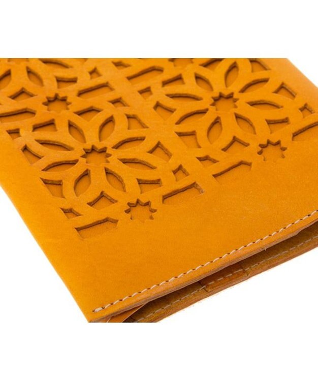 genten カットワーク ブックカバー イエロー
