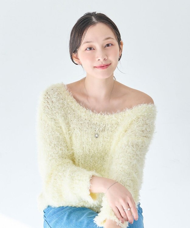 Phoebe 〈金属アレルギー対応〉メタリックパールホースシューネックレス　シルバー　ステンレス/馬蹄/蹄鉄/ラッキーモチーフ/ギフト/プレゼント/大ぶり シルバー