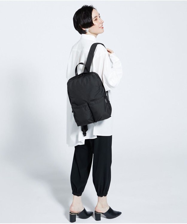 Y'SACCS 【Y’SACCS vous et】 フロントポケットリュックサック ブラック