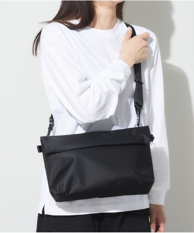 Y'SACCS 【DRY Pack】防水フラップショルダー ブラック