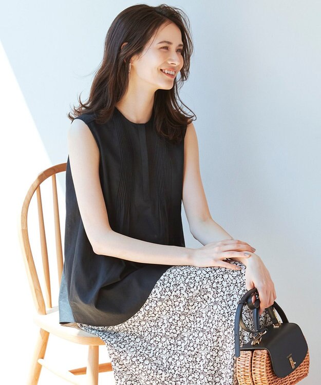 23区 L 【SLOW/洗える】リネンコットン ノースリーブブラウス ブラック系