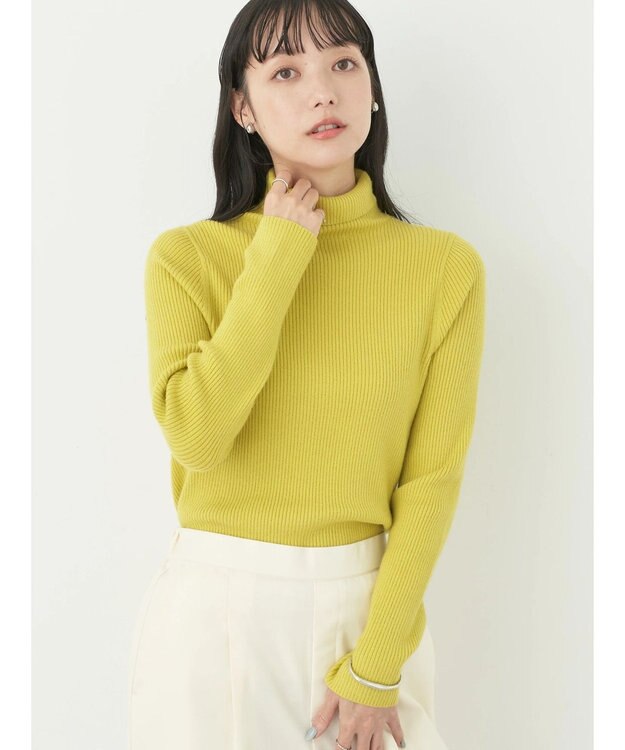 earth music&ecology やわらかタッチリブタートルネックプルオーバー Lime Green